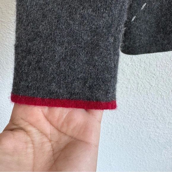 Lauren Hansen 100% 2-Ply
Cashmere Sweater Argyle Red & Gray Women’s Size Small - Picture 5 of 6